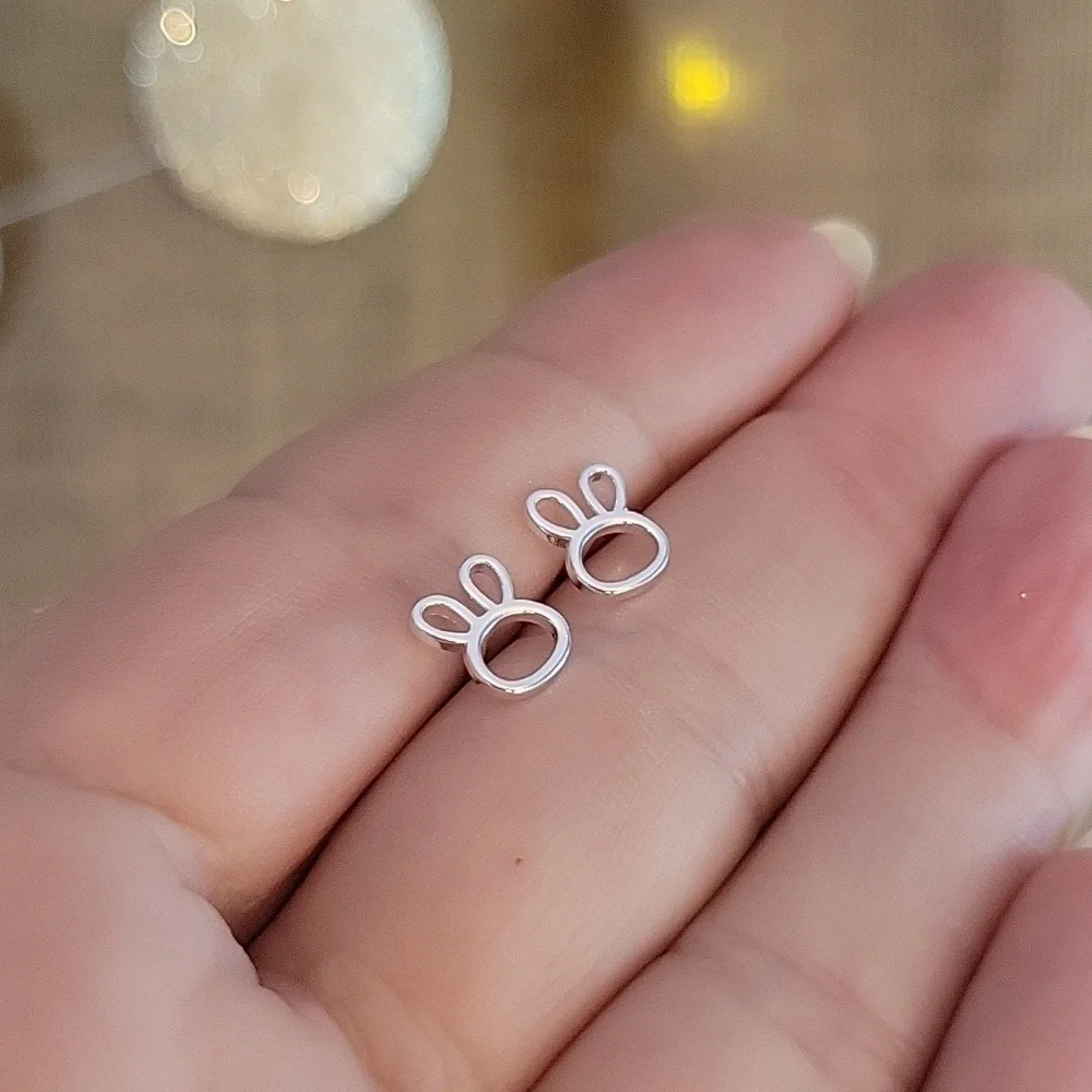 🔥LAST PAIR🔥 BUNNY STUD EARRINGS